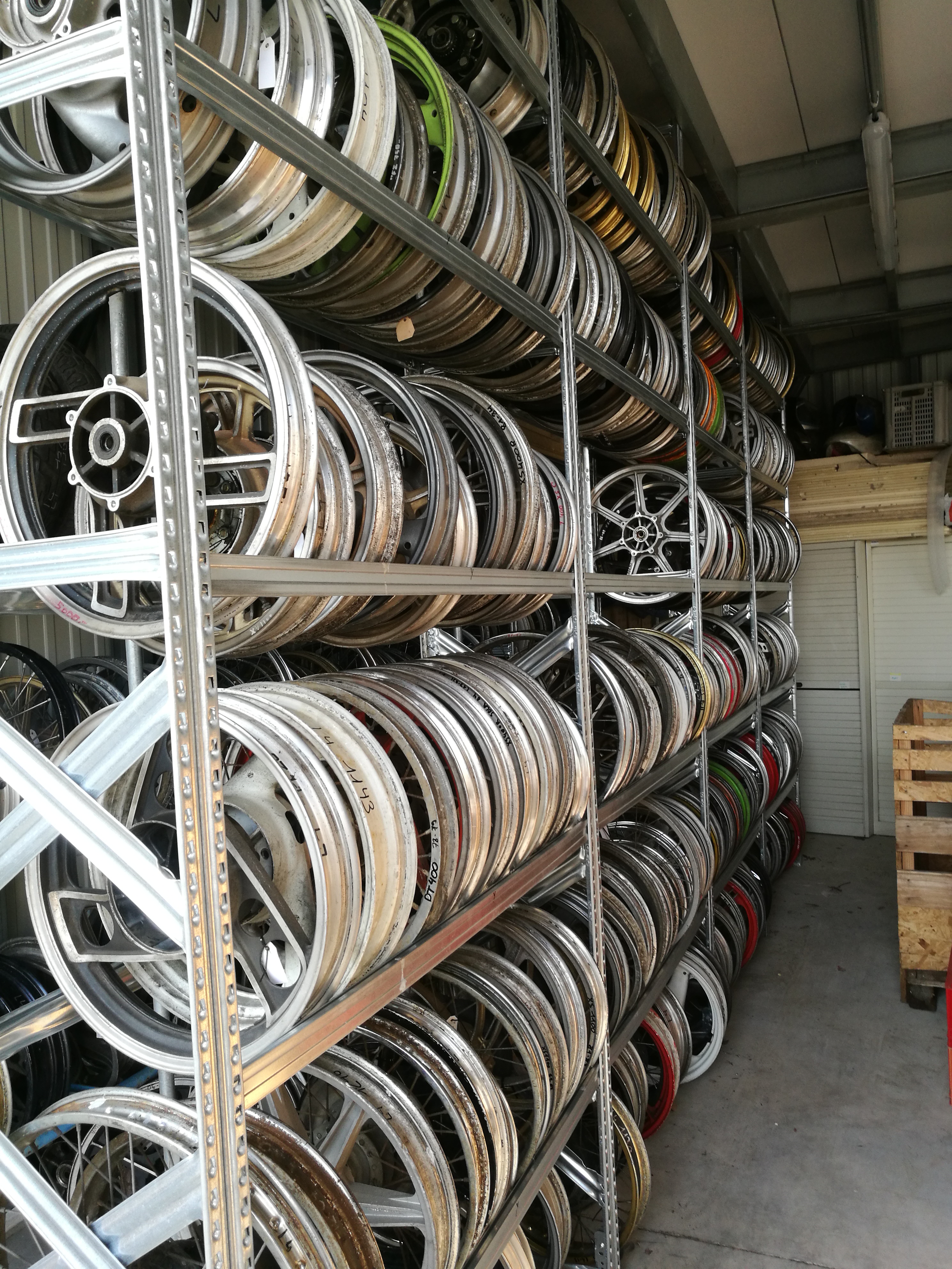 A new stock of vintage rims - Bikes2Bits