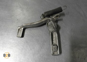 voetsteunen en schetsplaten, rempedaal