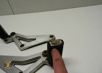 voetsteunen en schetsplaten, voetsteun