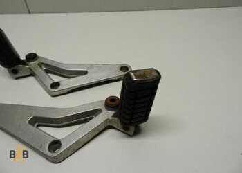 voetsteunen en schetsplaten, voetsteun