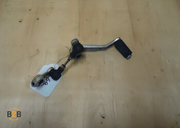 voetsteunen en schetsplaten, schakelpedaal