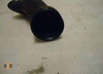 luchthapper, luchtbuis deel tegen airbox