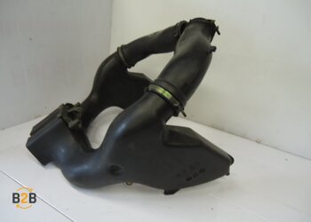 luchthapper, luchtbuis deel tegen kopkuip en airbox