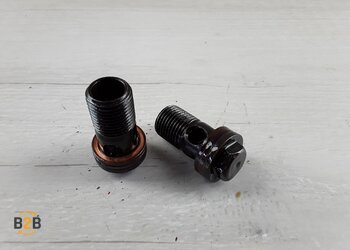 leiding, leiding oliekoeler