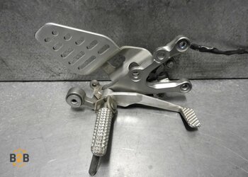 voetsteunen en schetsplaten, voetsteun