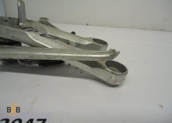 voetsteunen en schetsplaten, schetsplaat rempedaal