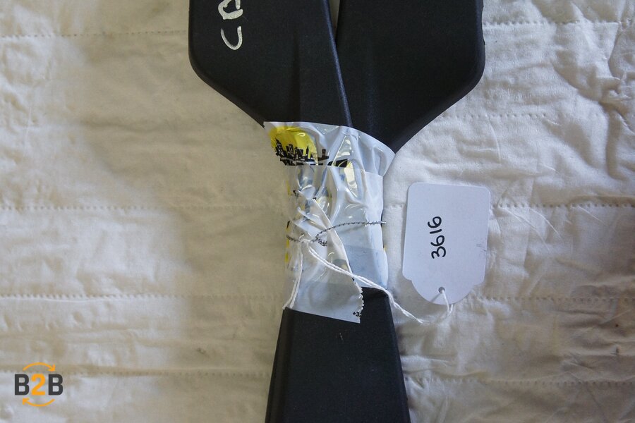 cover, cover onder tank