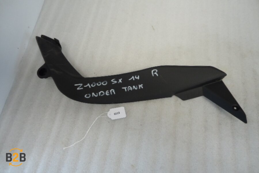 cover, cover onder tank