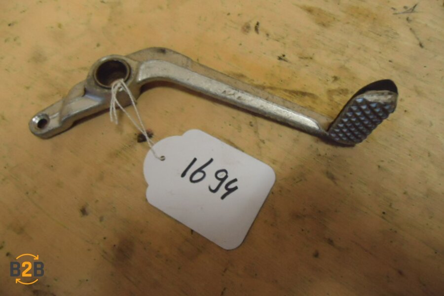 voetsteunen en schetsplaten, schakelpedaal