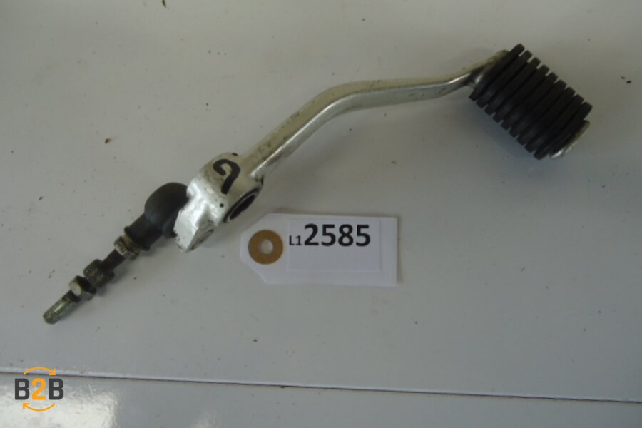 voetsteunen en schetsplaten, schakelpedaal