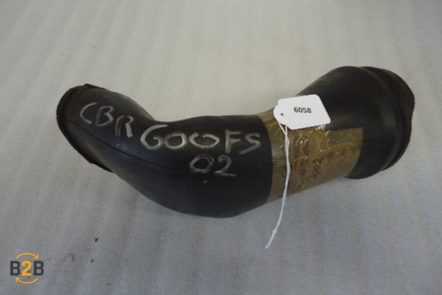 luchthapper, luchtbuis deel tegen airbox