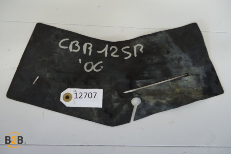 rubber, rubber boven radiator