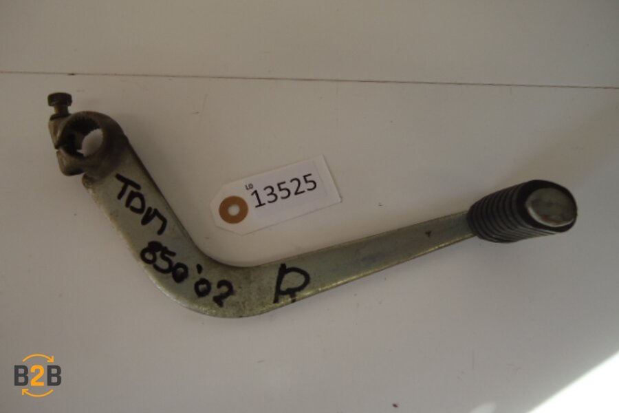 voetsteunen en schetsplaten, rempedaal