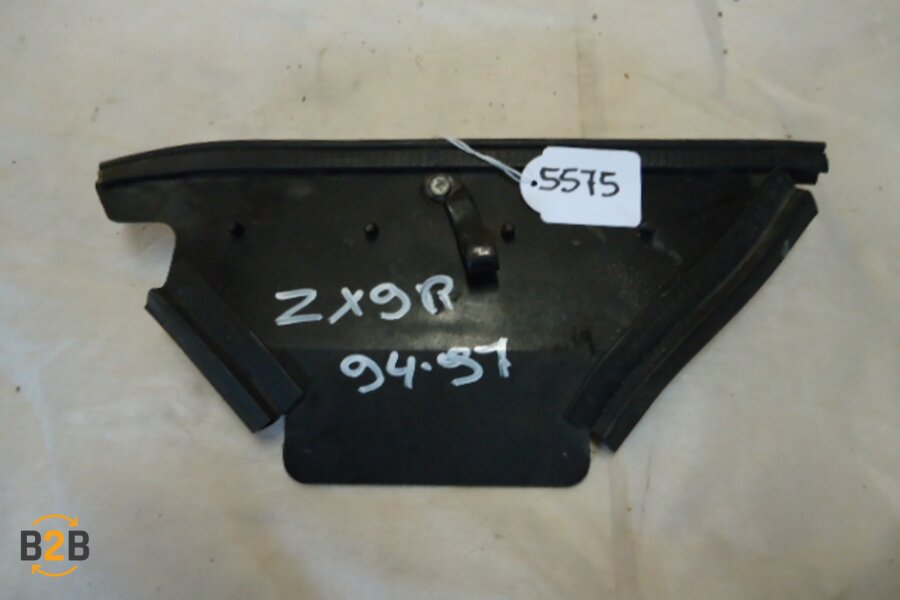 cover, cover boven radiator