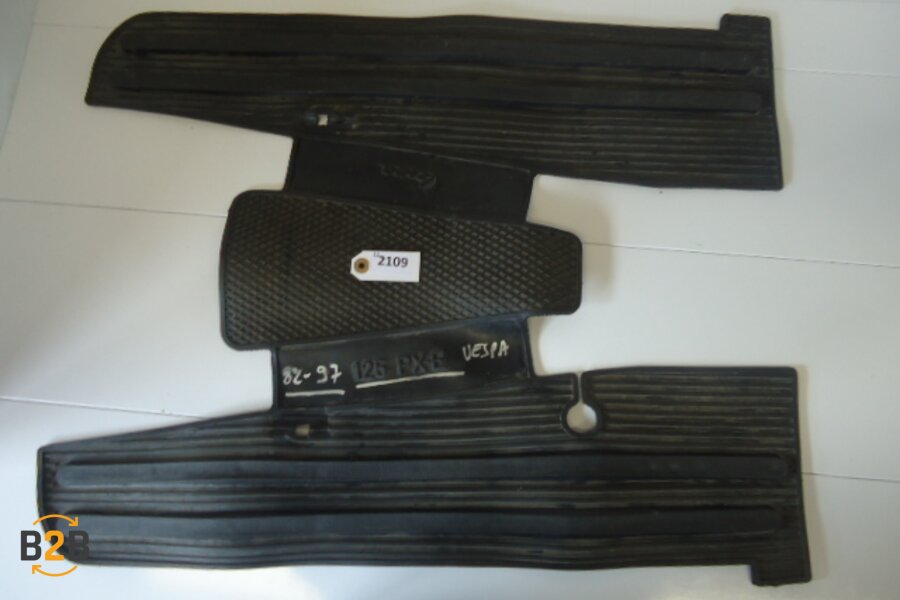 rubber, rubber divers