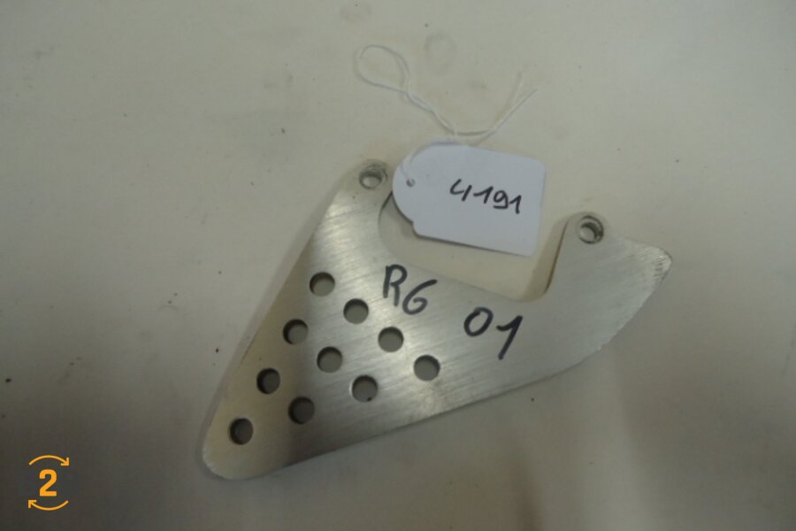 voetsteunen en schetsplaten, hielplaat