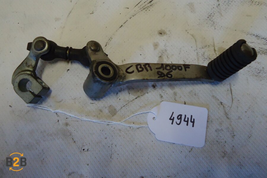 voetsteunen en schetsplaten, schakelpedaal