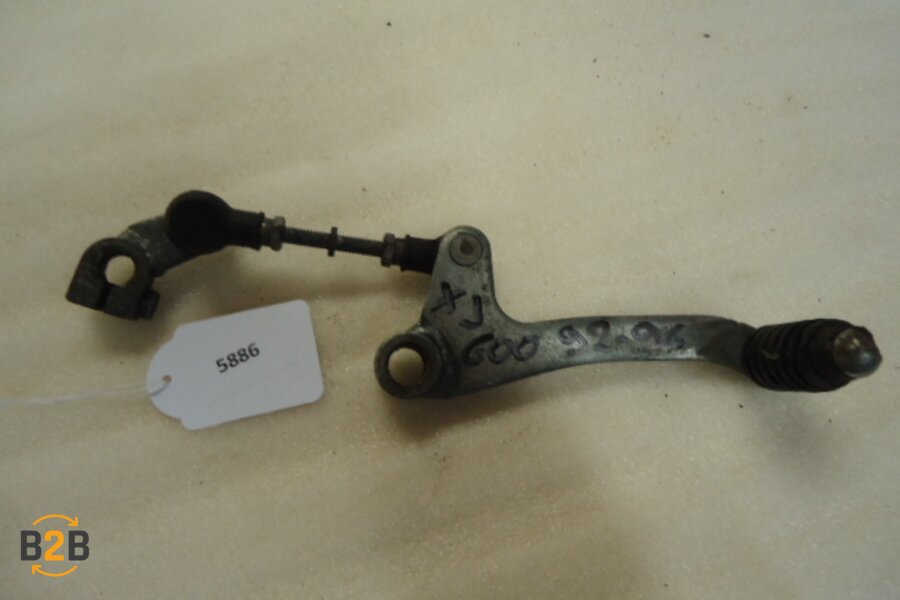 voetsteunen en schetsplaten, schakelpedaal