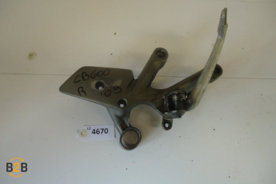 voetsteunen en schetsplaten, schetsplaat rempedaal